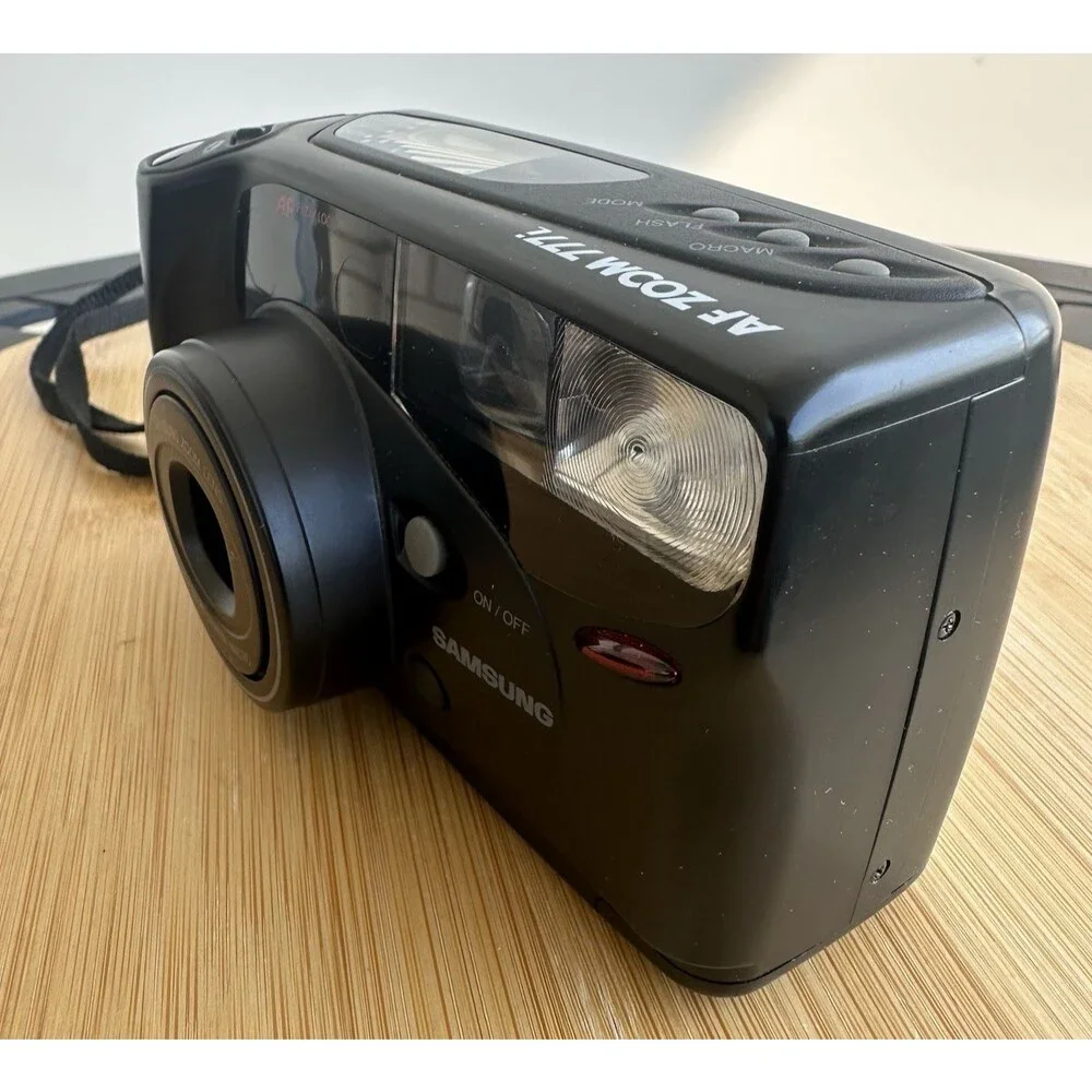 Samsung AF Zoom 777i 35mm Film Point And Shoot Camera Black Untested